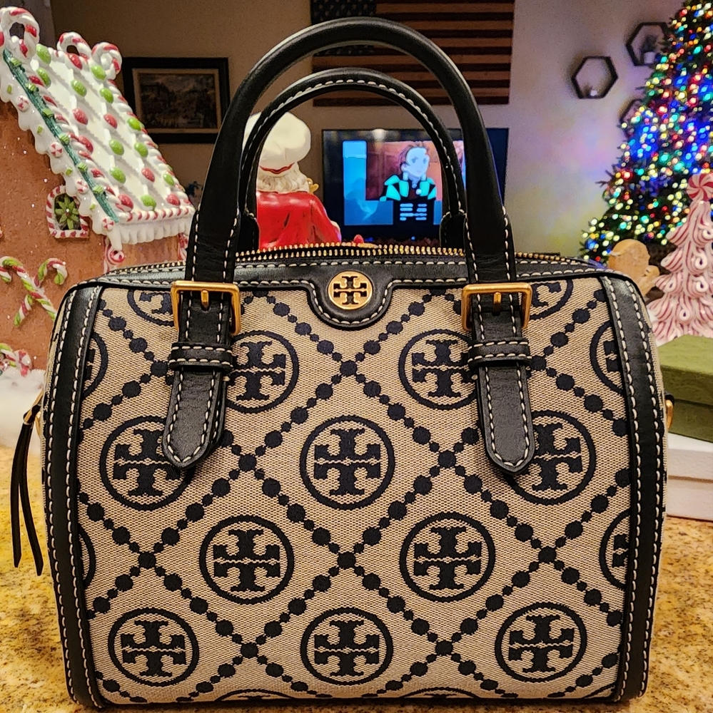 Tory BurchT Monogram Jacquard Barrel Bag